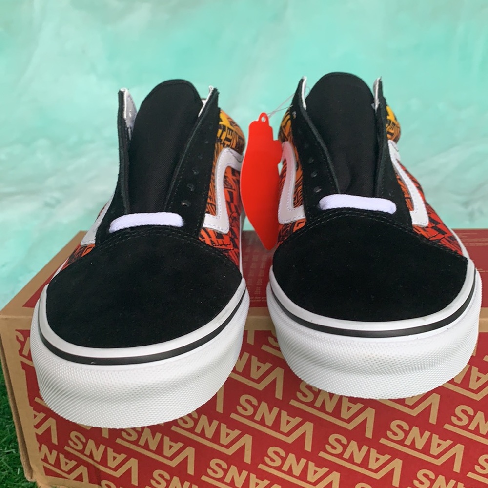 VANS OLD SKOOL LOGO FLAME Black/True White men’s - Picture 8 of 16